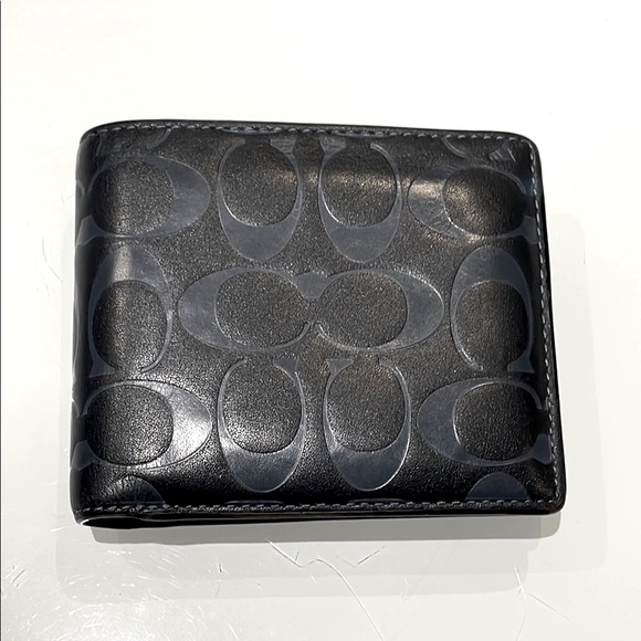 Men’s Authentic Coach 3 in 1 Wallet - Picture 3 of 11